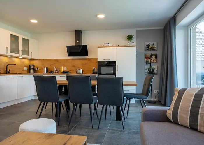 Strandhaus 2a *